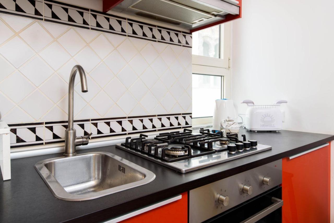 Centro Storico - Wifi & Cucina Lägenhet Salerno Exteriör bild